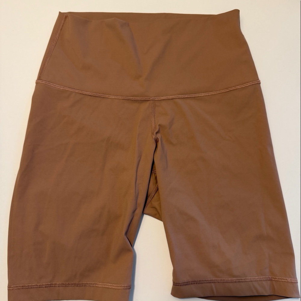 Everlane Perform Bike Shorts NWOT